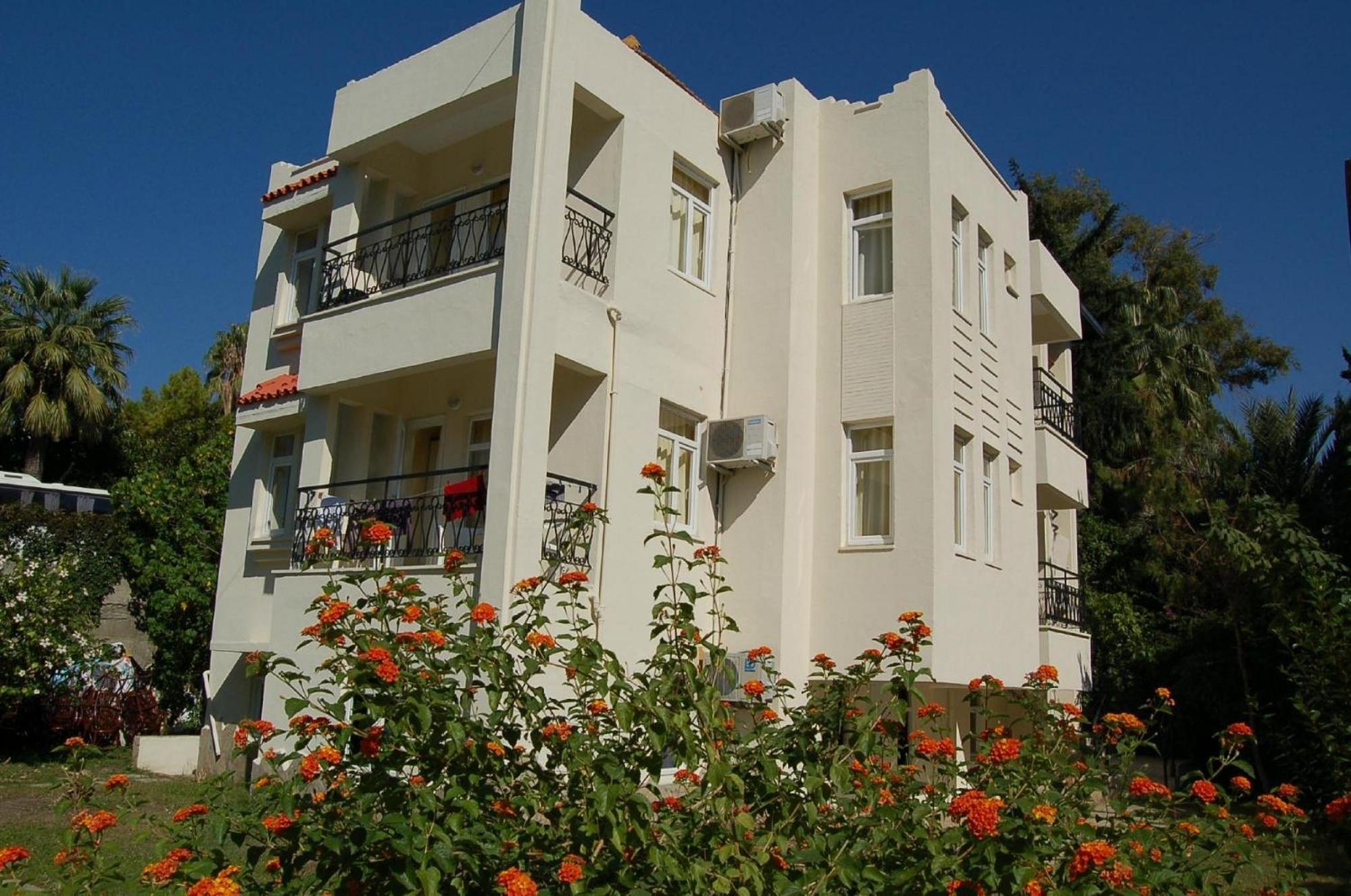 Linda Apart Hotel Сиде Екстериор снимка