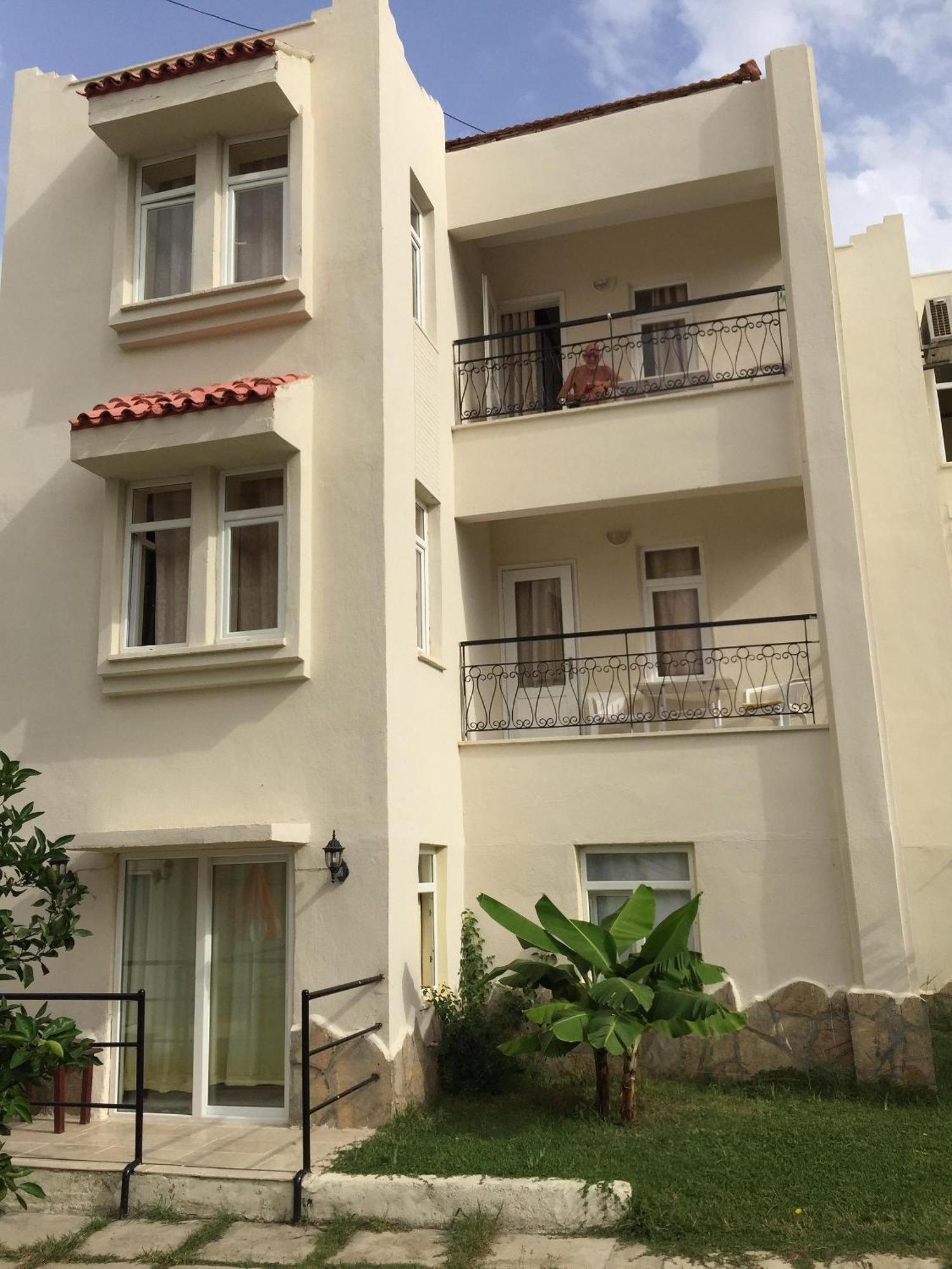 Linda Apart Hotel Сиде Екстериор снимка